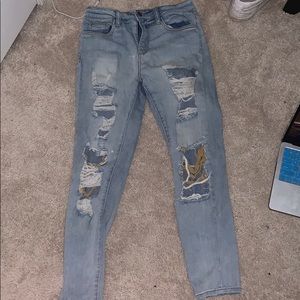 ripped skinny jeans